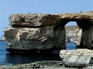Ostrov Gozo a jeho okno vysekané píbojem