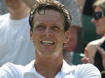 POHODA. Tom Berdych porazil Rogera Federera senzan postoupil do semifinle Wimbledonu