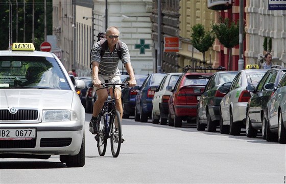 Cyklisté si stují na postup magistrátu kvli koncepci cyklodopravy v Brn,...