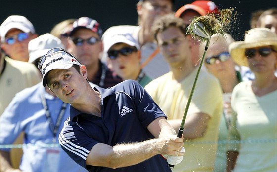 Justin Rose útoí na titul na tetím turnaji PGA Tour po sob