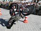 Den ampion na brnnskm nmst Svobody - motoshow Mirka Lisho (8. ervence 2010)