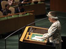 Britsk krlovna Albta II. pronesla projev na pd OSN. Vvoda z Edinburghu naslouchal v publiku. (6. ervence 2010)
