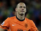 Zklaman nizozemsk zlonk Wesley Sneijder po skonen finlovho zpasu se panlskem.