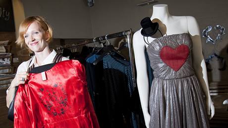 Hereka Anna Geislerová pedstavila vlastní módní kolekci (15. 7. 2010)