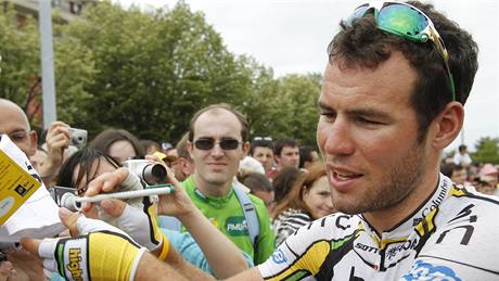 ODPLATA. Alexandr Vinokurov vyhrál na druhý pokus etapu na Tour de France.