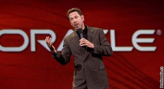 Larry Ellison se dohodl s akcionái, e za své nelegální spekulace zaplatí pel sto milion.