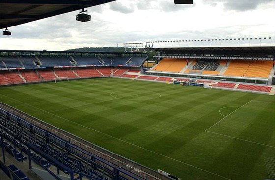 Sparanský stadion na Letné bude bhem pítího týdne hostit dv utkání evropských pohár.