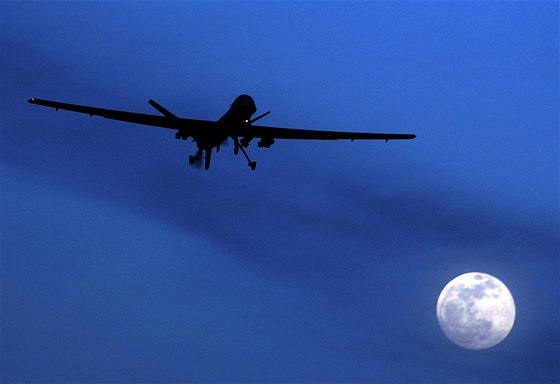 Americký letoun ve vzduném prostoru nad Kandahárem v jiním Afhgánistánu. Ilustraní foto
