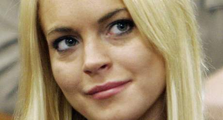 Lindsay  Lohanová strávila ve vzení místo tí msíc jen 13 dní
