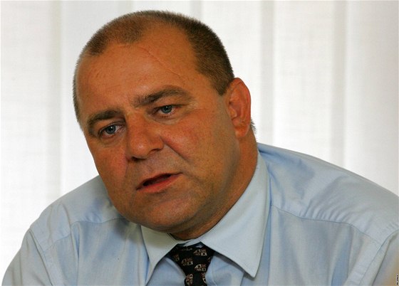 Radek Vovsík na mimoádné tiskové konferenci v Jihlav piznal, e lhal a oznámil, e rezignuje na post námstka primátora (6. srpen 2010)