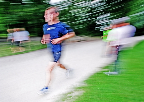 Trnink na maraton v oboe Hvzda - rozazovac zvod a bh na 20km