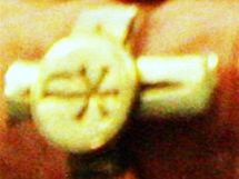 Prsten ukraden z hrobky biskupa Josefa Koukla.