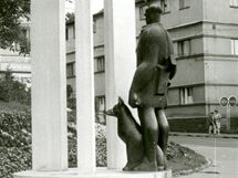 Archivn snmek sochy pohraninka v Domalicch