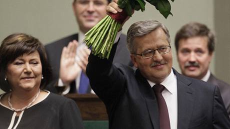 Bronislaw Komorowski se ujal úadu polského prezidenta (6. srpna 2010)