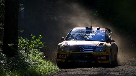 Finská rally. Posádka Solberg - Patterson Finská rally. Posádka Solberg - Patterson