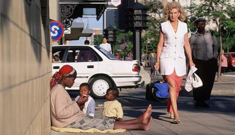 ebrající Jihoafrianka s dtmi v ulicích Durbanu. Ilustraní foto