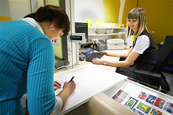 Radnice bude poboku platit, napíklad otvírací dobu ale stanovuje eská pota. Ilustraní snímek