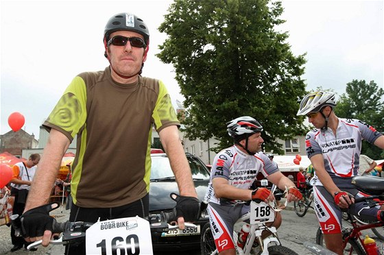 Fotoreportér olomoucké redakce MF DNES Petr Janeek na startu závodu Bobr Bike.