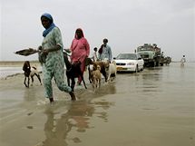 Kvli zplavm v Pkistnu zstalo na dvacet milion lid bez domova (15. srpna 2010)