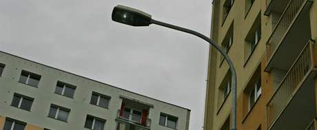 V Lipníku nad Bevou nahradí msto ve vybraných lokalitách v lampách veejného osvtlení klasické výbojky LED diodami. (Ilustraní snímek)
