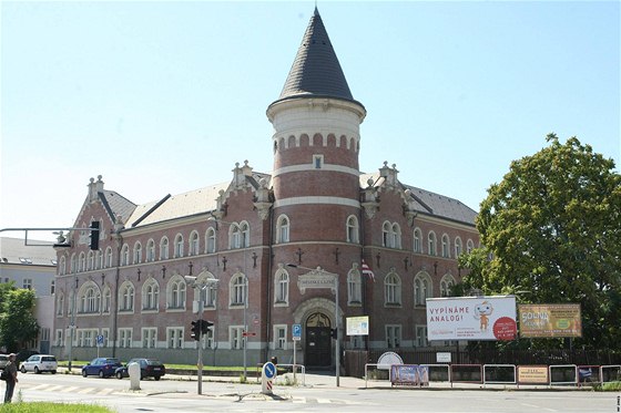 Historickou budovu mstských lázní chce Ústí nad Labem prodat.