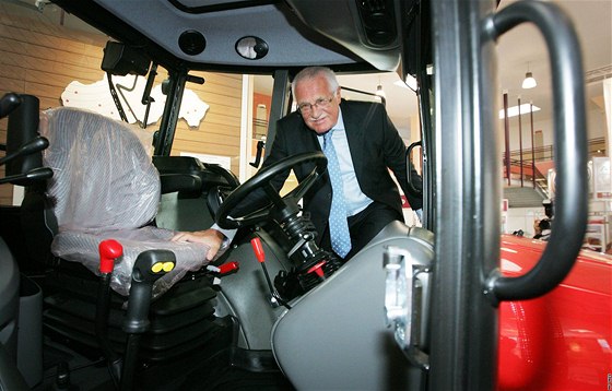 Prezident Václav Klaus dnes zahájil 37. roník mezinárodní výstavy Zem ivitelka 2010 v eských Budjovicích