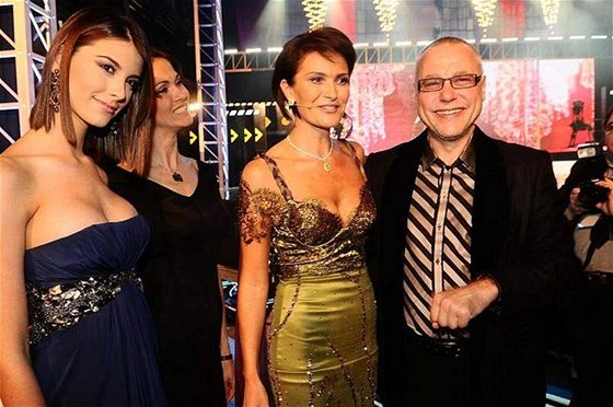 Michaela Maláová s manelem Zdekem Bakalou pi vyhláení eské Miss 2010