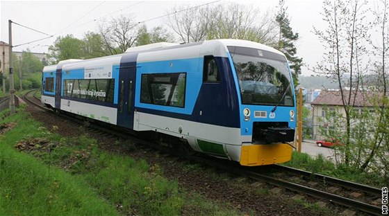 Polské motorové jednotky nejsou prvními zahraniními vlaky, které zvítzily v tendru eských drah. 33 nových souprav RegioShuttle dodá také výcarský Stadler.