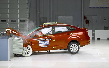 Crashtest Ford Fiesta