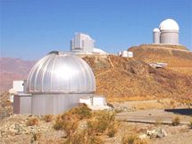 Dnsk dalekohled o prmru 1, 54 metru (observato La Silla, Chile), kter pouili et vdci
