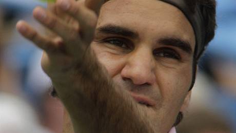 KONEC EKÁNÍ. Roger Federer zvítzil na turnaji v Cincinnati a protrhl dlouhou ru bez turnajového triumfu.