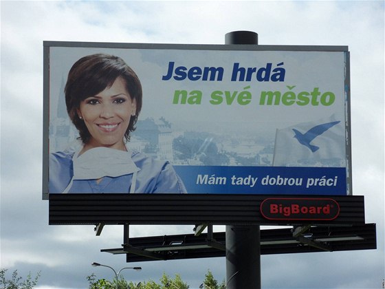 Blíící se volby jsou u v Praze znát. Billboard pibývá. Podle expert z reklamní brane se ale strany zatím moc nevytáhly.