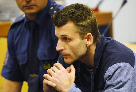 Za podvod vymil zlínský krajský soud Slovákovi Martinu Mikloviovi osm let vzení.