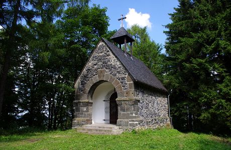 Velk Roudn, poutn kaple na vrcholu