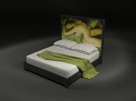 elo postele The Indecent Bed si mete nechat vyzdobit svou vlastn erotickou fotografi