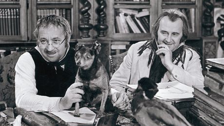 Jiří Sovák (vpravo) a Miroslav Horníček v seriálu Byli jednou dva písaři Jiří Sovák (vpravo) a Miroslav Horníček v seriálu Byli jednou dva písaři
