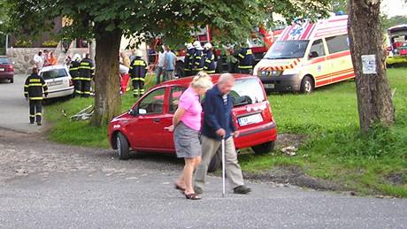 Zásah libereckých hasi pi poáru ústavu pro mentáln postiené v Horním Maxov.