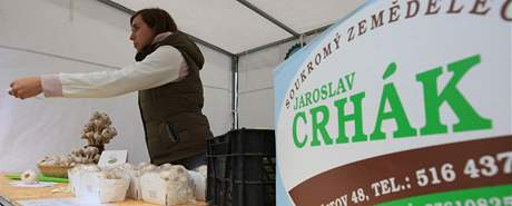 Jaroslav Crhák z Boitova se rozhodl, e své vypstované produkty nabídne i na farmáských trzích.