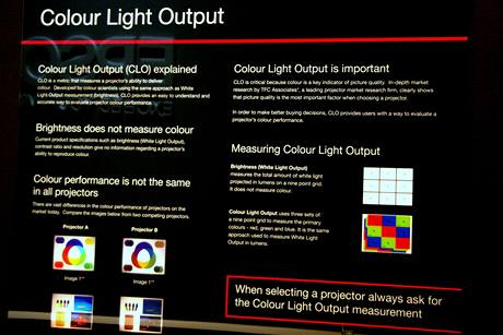 Colour Light Output - Epson upozoruje zkaznky na to, e by se pi vbru projektoru mli dit nejen svtivost a kontrastem, ale tak barevnm vstupem (CLO)
