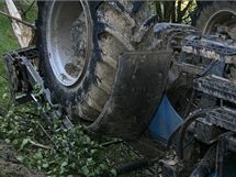 Tragick nehoda traktoru v bvalm lomu na Chrudimsku