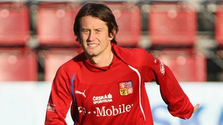 Kapitán eských fotbalist Tomá Rosický pi tréninku.