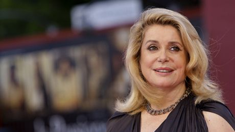 Benátky 2010 – herečka Catherine Deneuve Benátky 2010 – herečka Catherine Deneuve