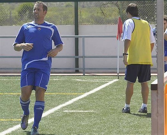 Sergio García si dal od golfu oddych. Místo nj hraje fotbal.