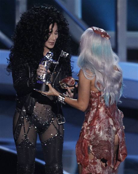 Pedvn cen MTV 2010 (Cher a Lady Gaga)