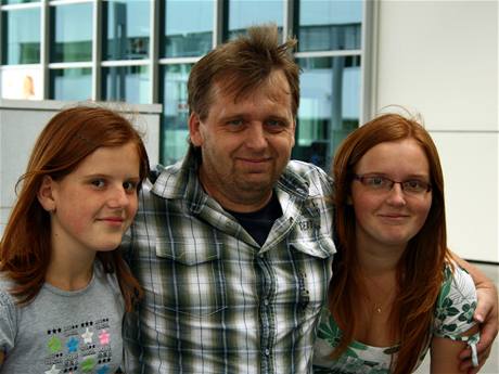 Stanislav Potulka s dcerami