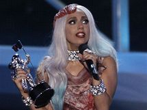 Lady Gaga pevzala cenu MTV za Videoklip roku v 