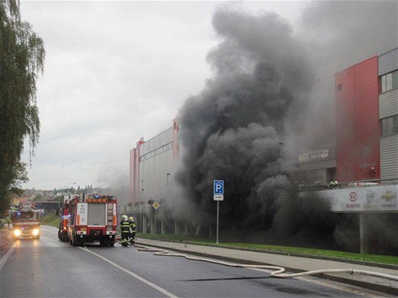 Podzemí karlovarské KV Arény zachvátil poár (27.9.2010)