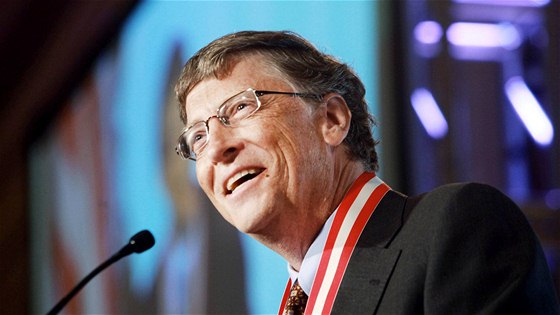 Nejbohatí Amerian Bill Gates vlastní majetek v hodnot 76 miliard dolar.