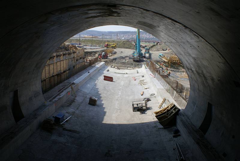 Cholupický tunel - Pohled ze typruhového tunelu