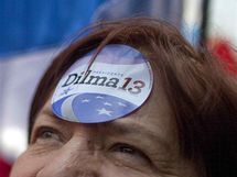 Fanynky kandidtky na brazilskou prezidentku Dilmy Rouseffov